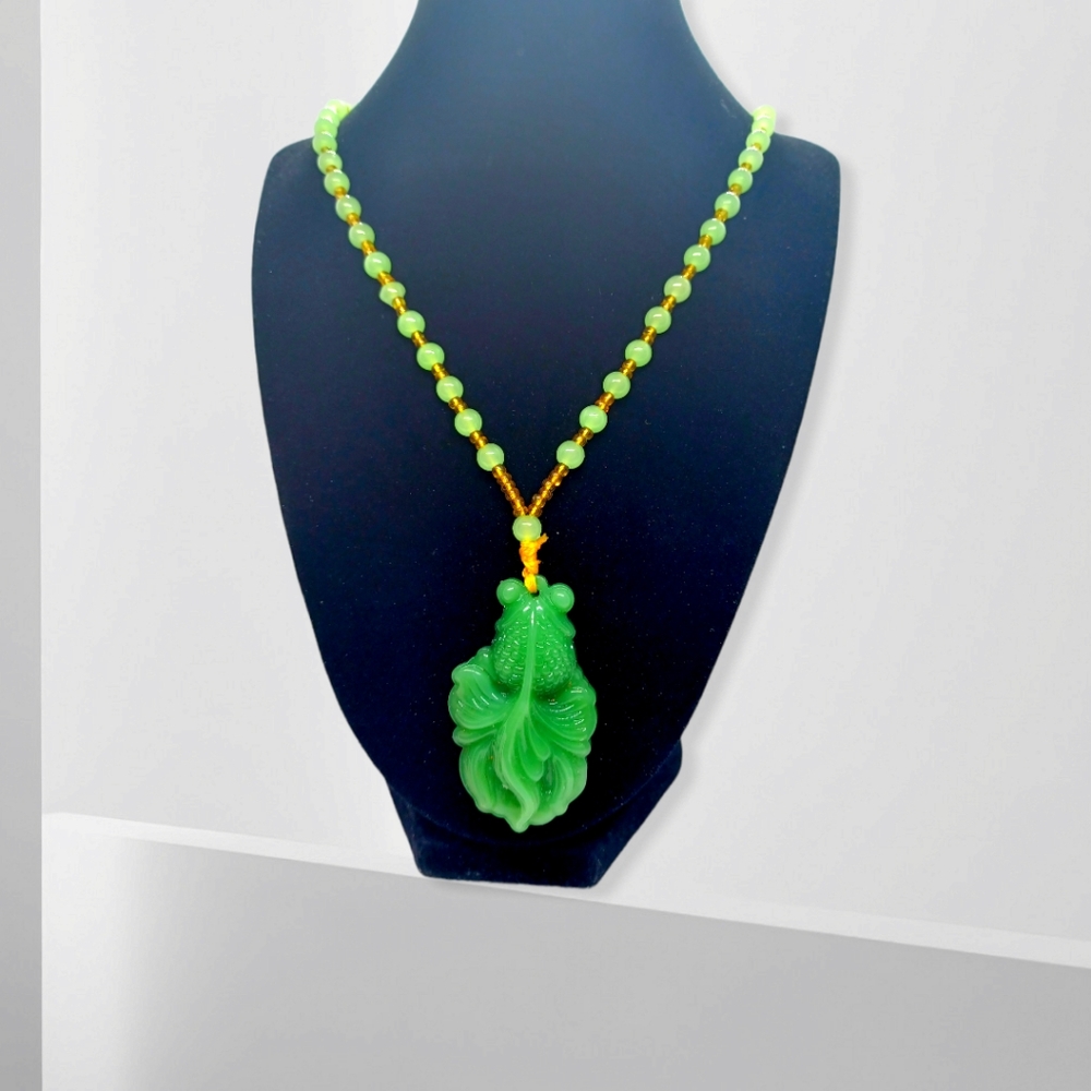 Jade goldfish pendant necklace